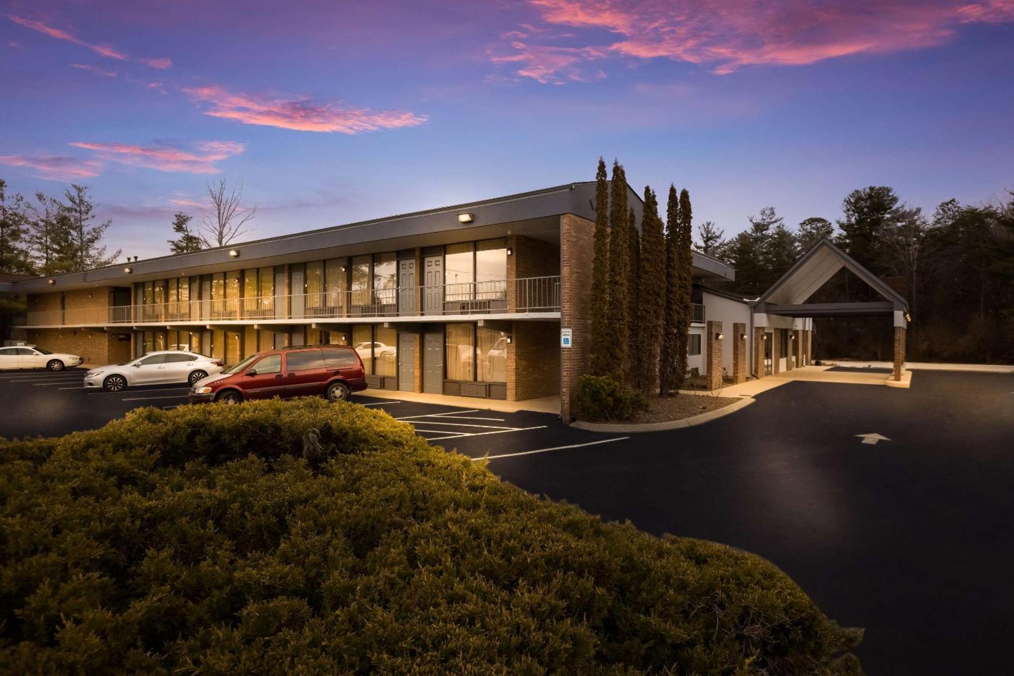 Econo Lodge Asheville Airport Fletcher Esterno foto